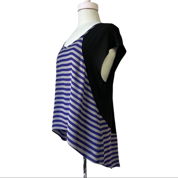 Michelle Mason Top from Barney's Striped Silk Flowy Hi-Low Tee Shirt Blouse M - Picture 4 of 12
